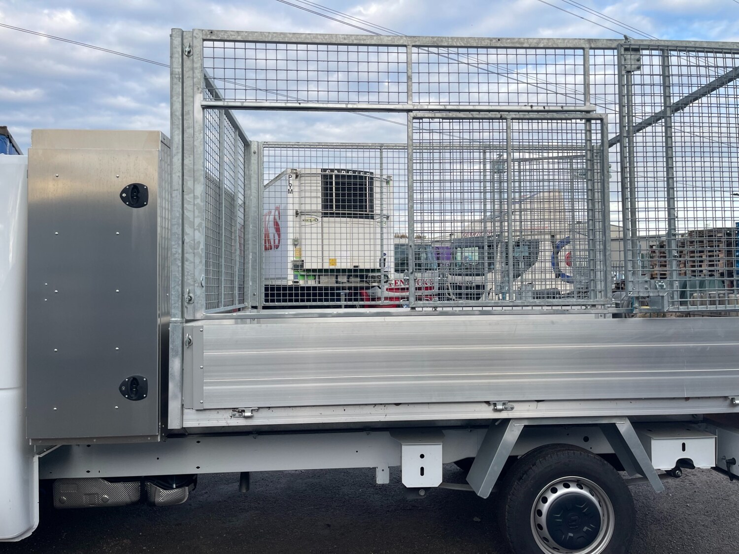 Vehicle 21