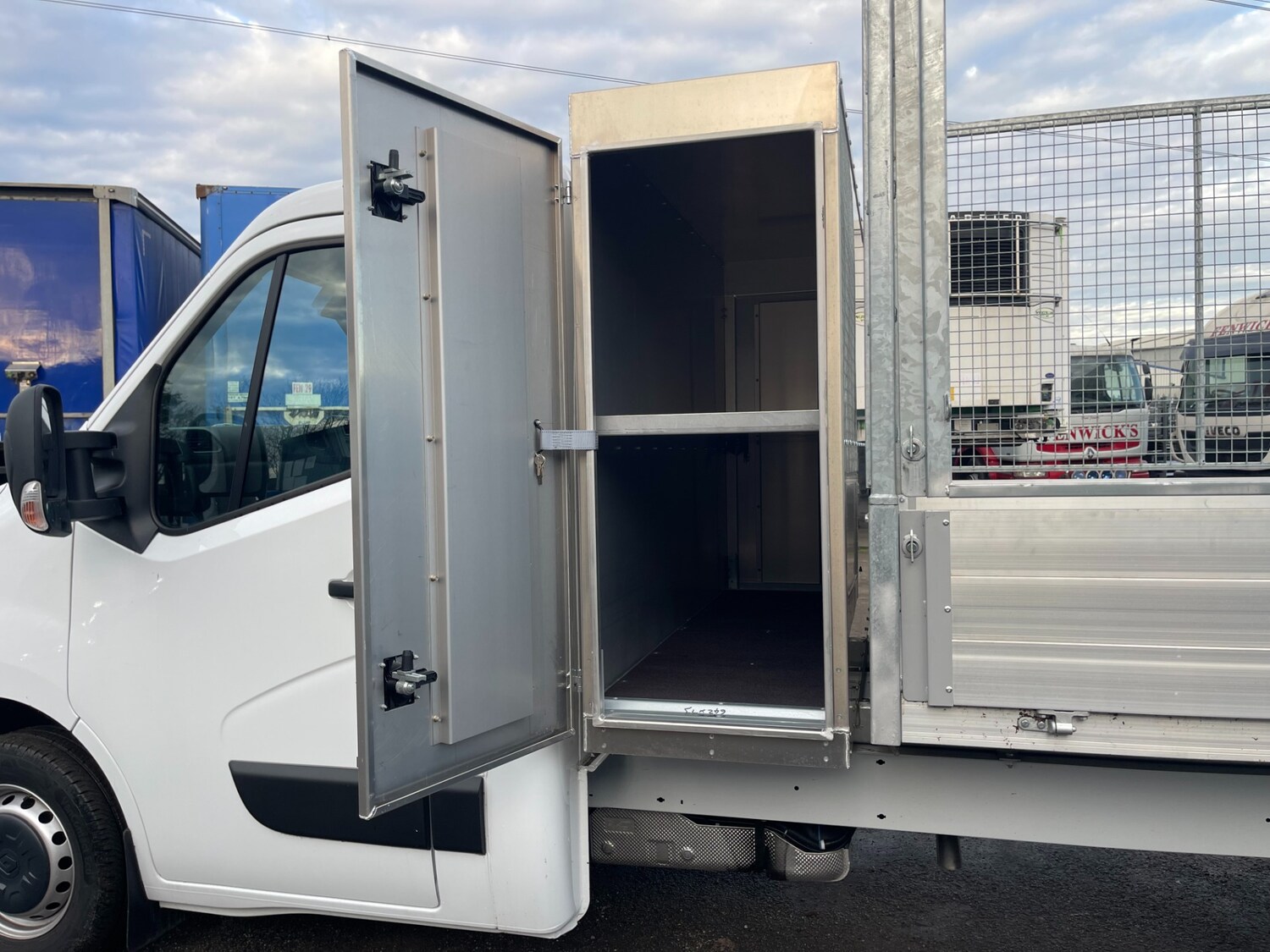 Vehicle 22
