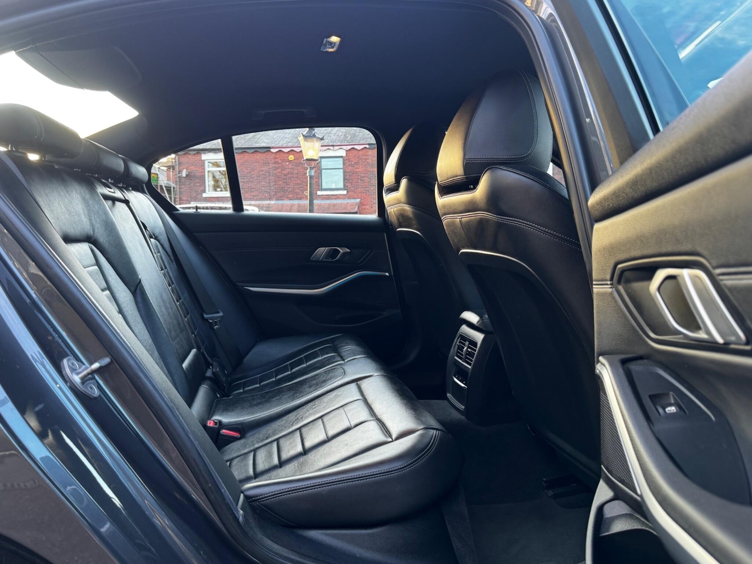 Used BMW 3 Series 2020 for sale - 77351353: Photo 46