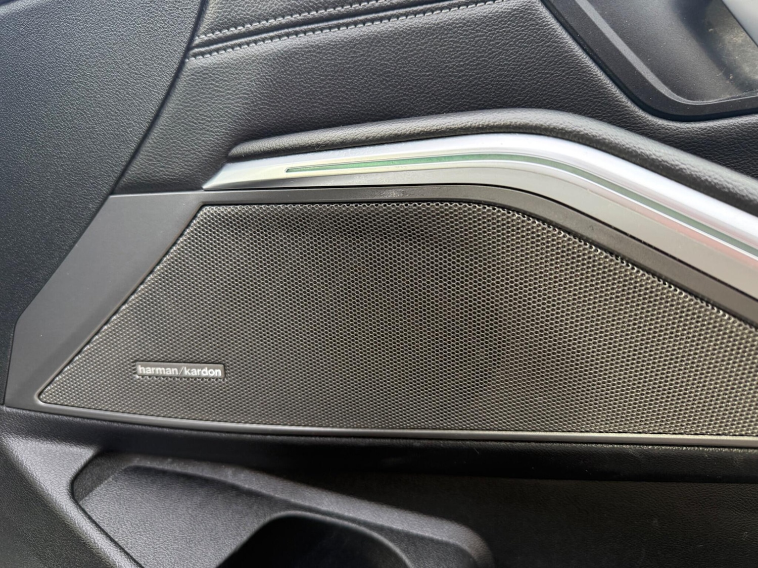 Used BMW 3 Series 2019 for sale - 76803463: Photo 26