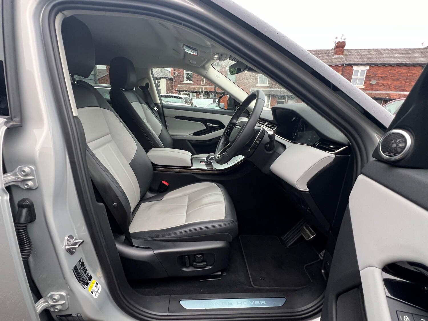 Used Land Rover Range Rover Evoque 2024 for sale - 77839346: Photo 23