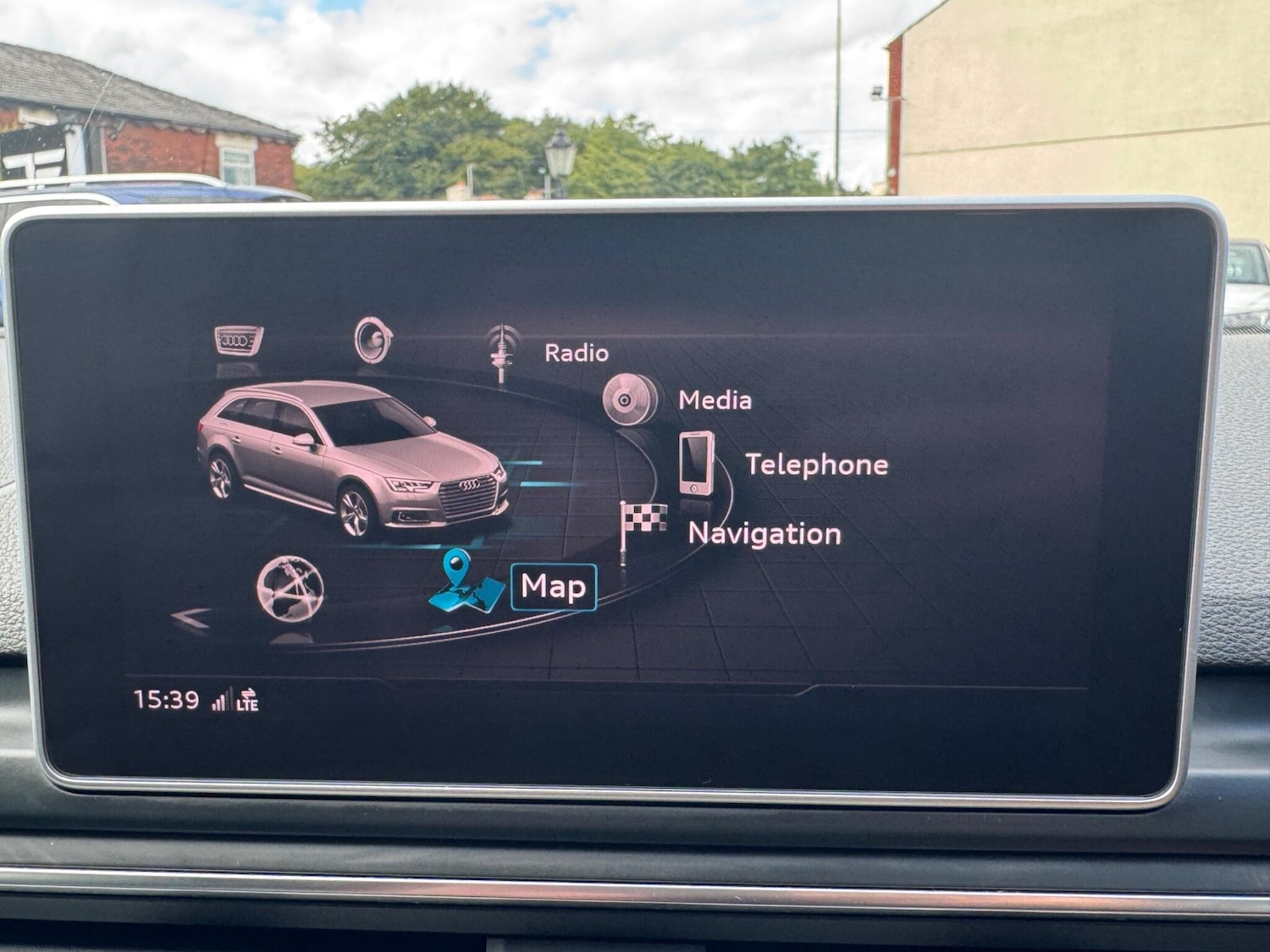 Used Audi A4 2018 for sale - 76803441: Photo 40