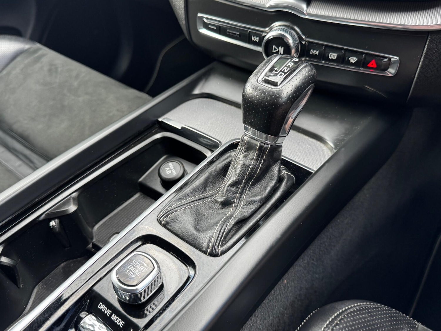 Used Volvo XC60 2019 for sale - 78204469: Photo 32