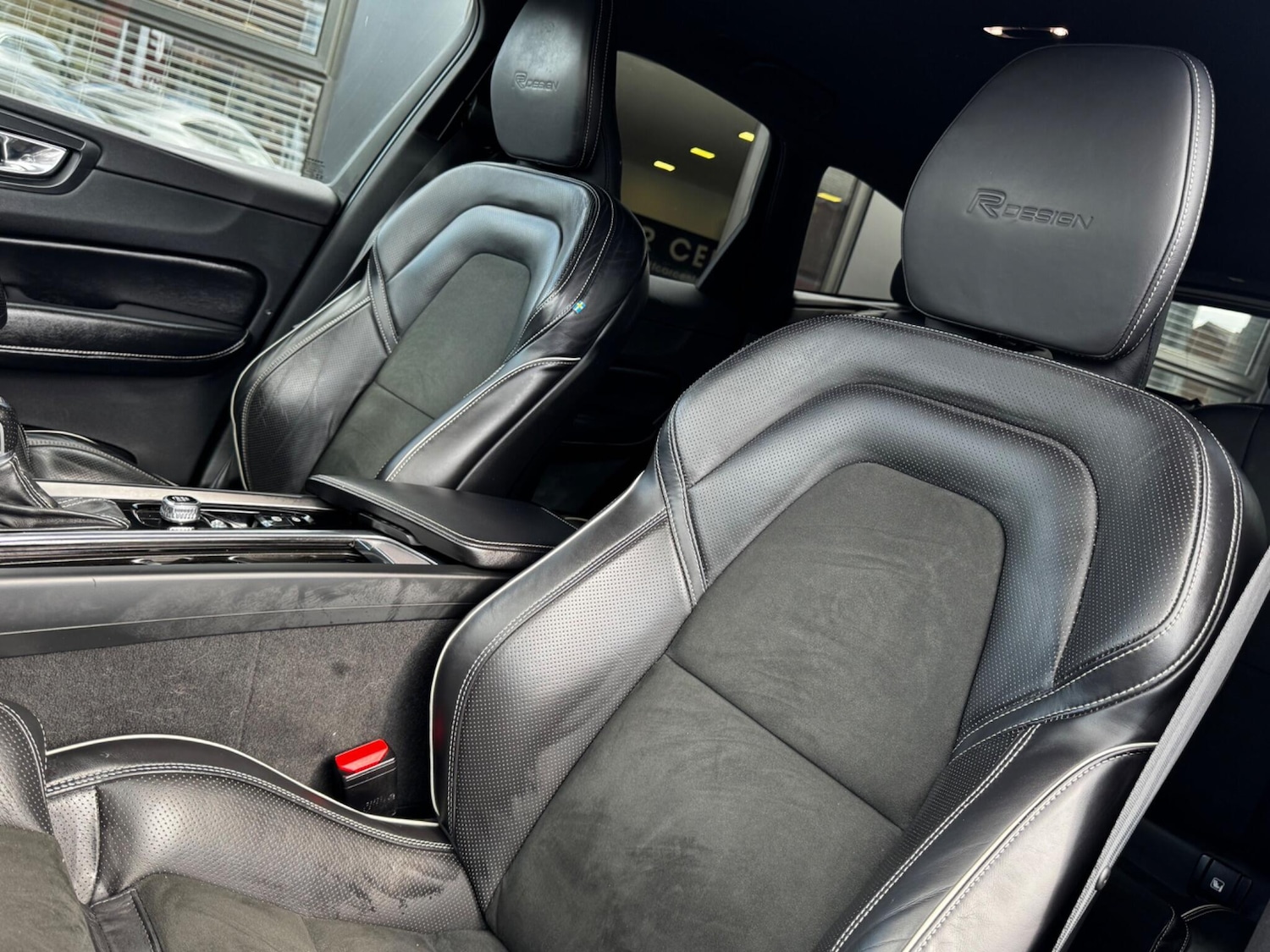 Used Volvo XC60 2019 for sale - 78204469: Photo 46