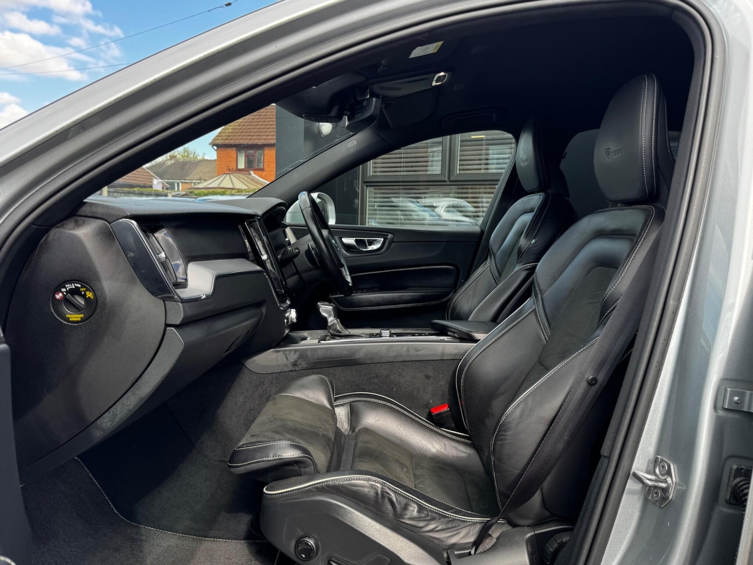 Used Volvo XC60 2019 for sale - 78204469: Photo 48