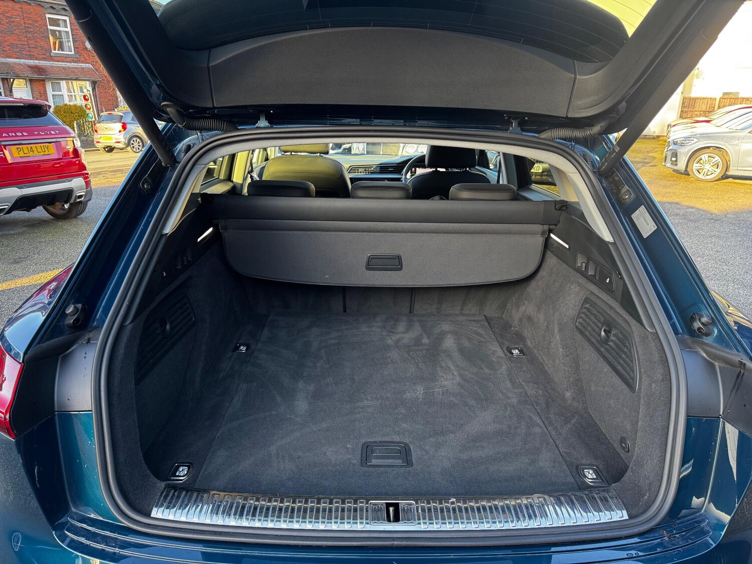 Used Audi e-tron 2020 for sale - 77467998: Photo 49