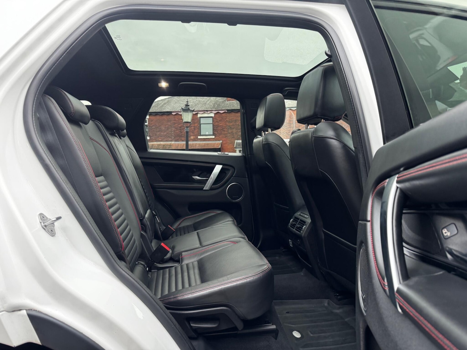 Used Land Rover Discovery Sport 2020 for sale - 78047605: Photo 46