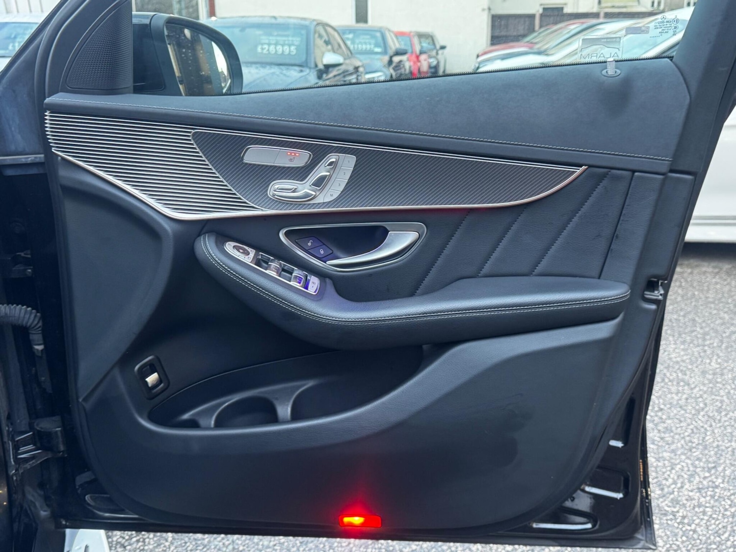 Used Mercedes-Benz EQC 2021 for sale - 76801380: Photo 25