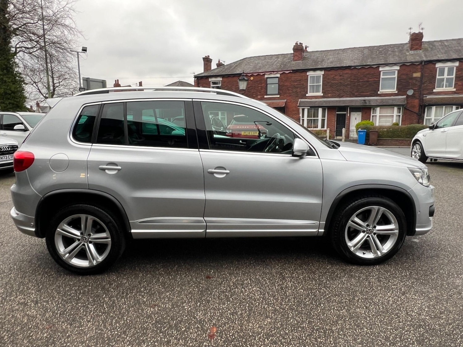 Used Volkswagen Tiguan 2015 for sale - 77040939: Photo 15