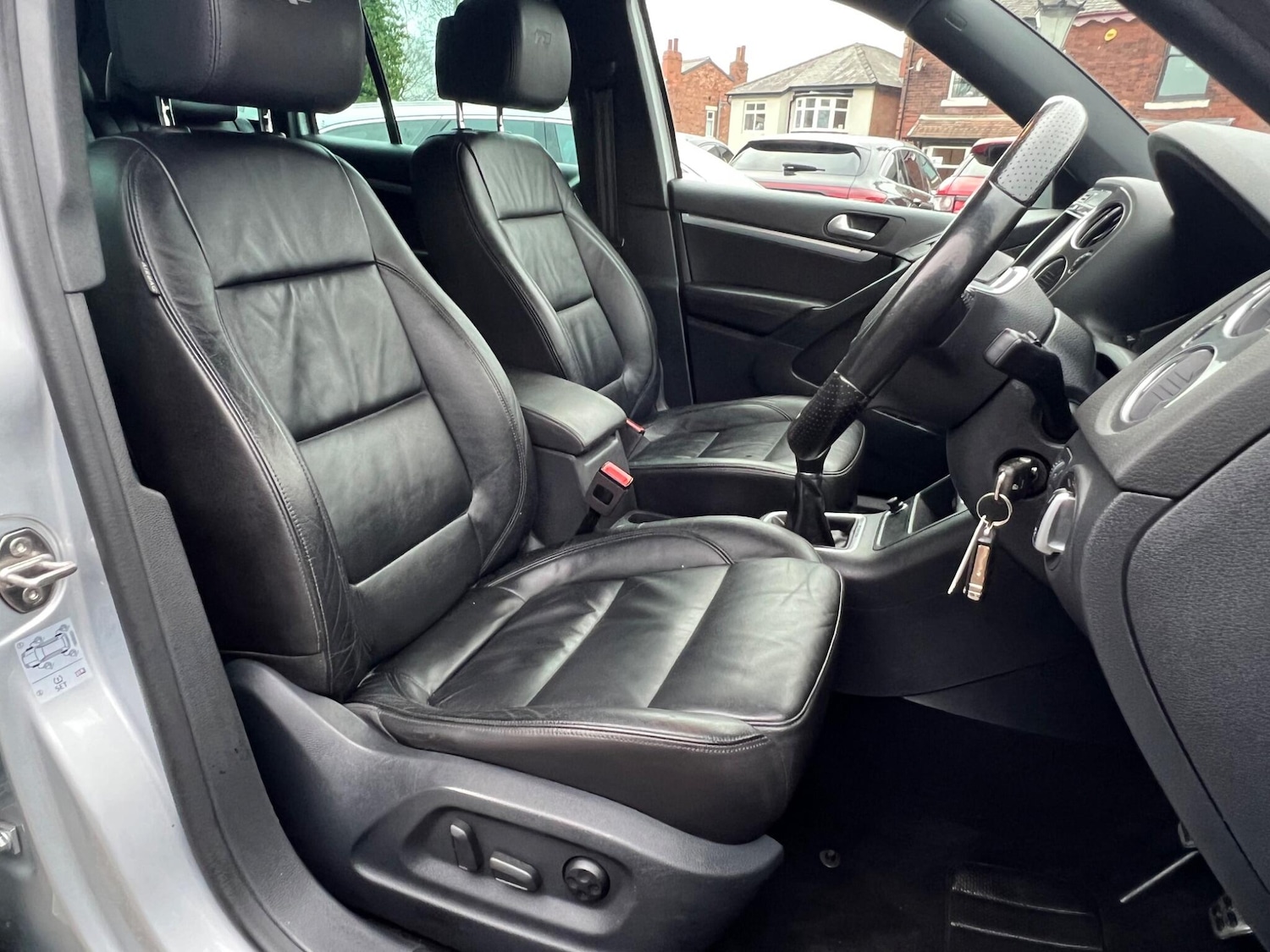 Used Volkswagen Tiguan 2015 for sale - 77040939: Photo 27