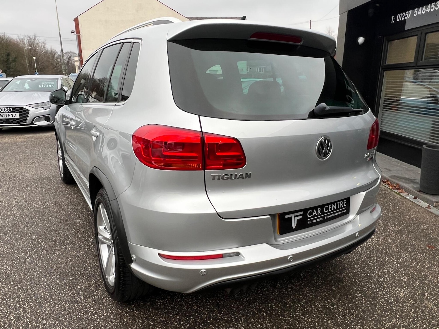 Used Volkswagen Tiguan 2015 for sale - 77040939: Photo 9