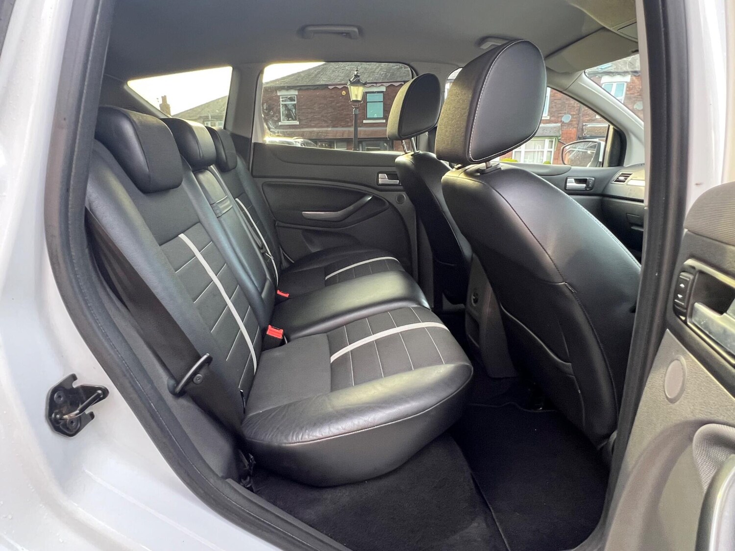 Used Ford Kuga 2012 for sale - 77939896: Photo 27