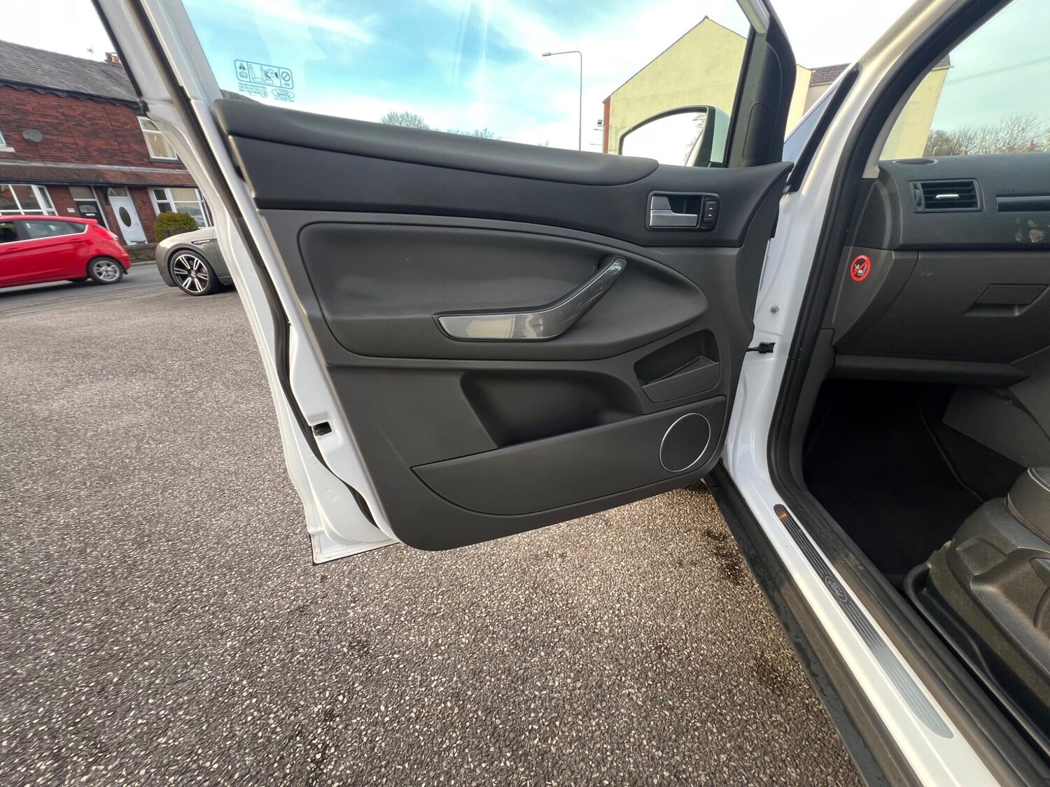 Used Ford Kuga 2012 for sale - 77939896: Photo 32