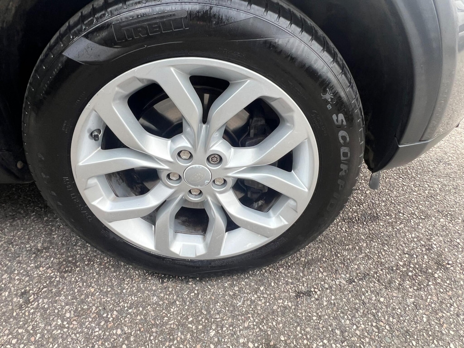 Used Land Rover Discovery Sport 2016 for sale - 78086962: Photo 23