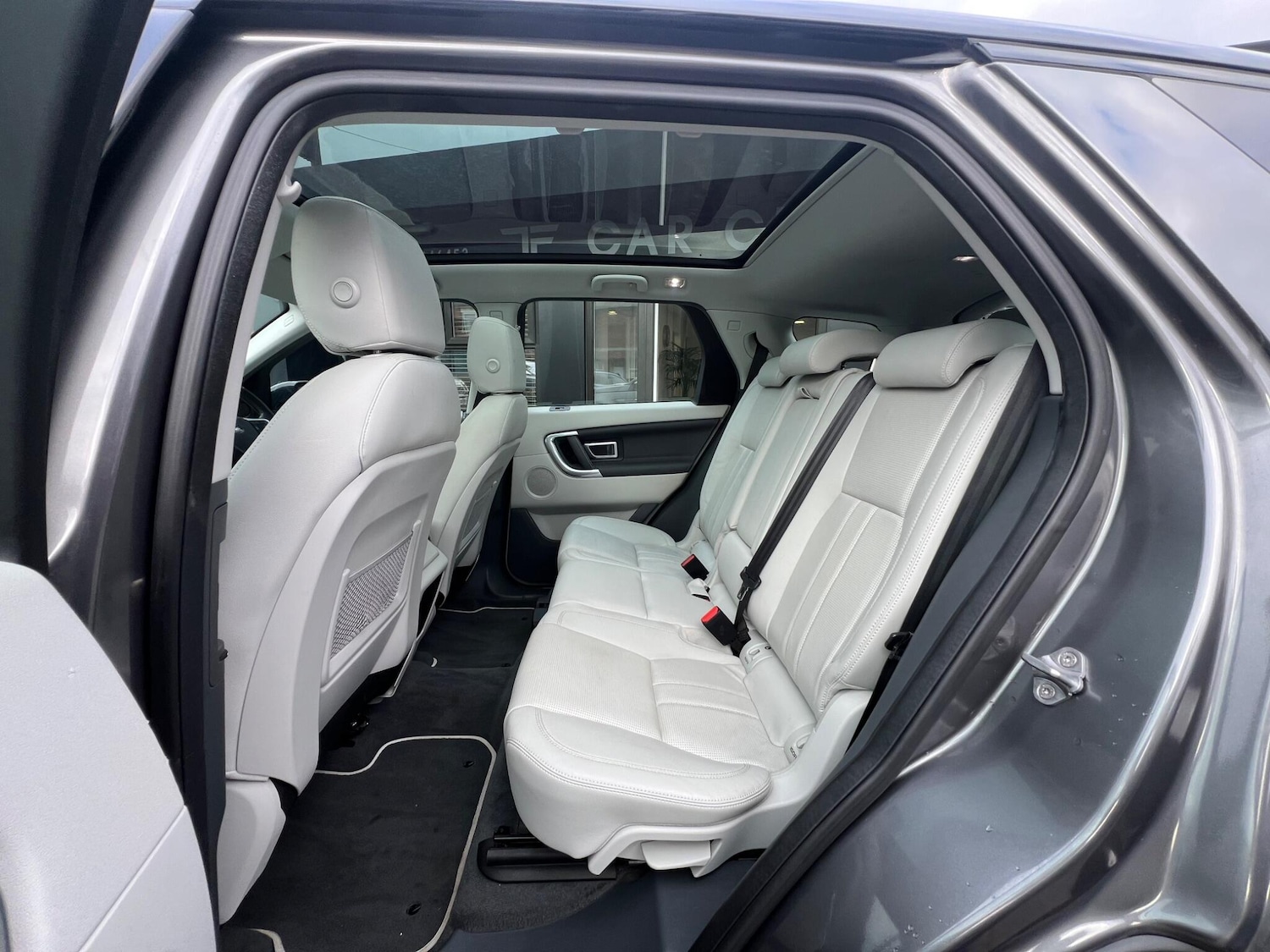 Used Land Rover Discovery Sport 2016 for sale - 78086962: Photo 31