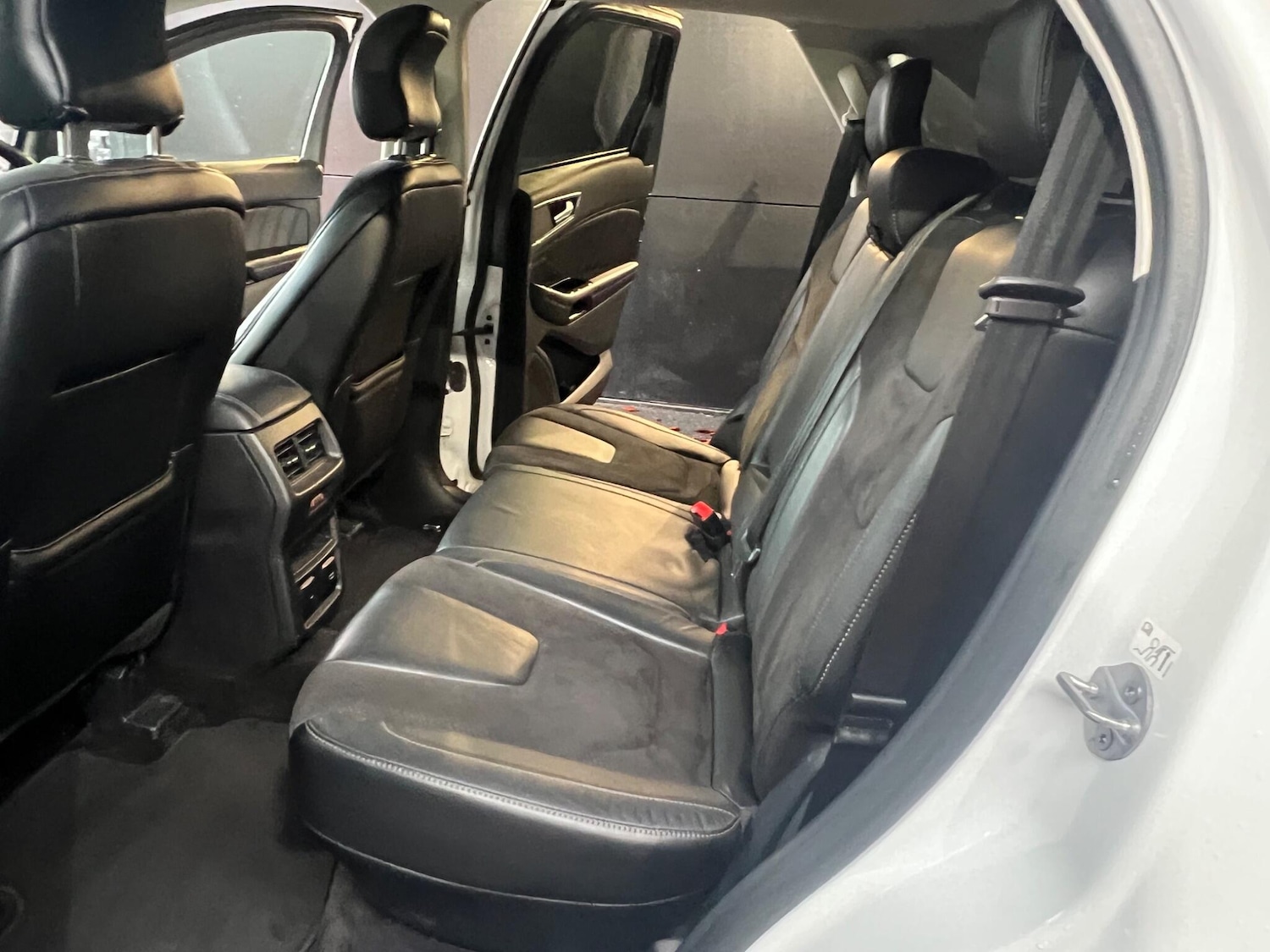 Used Ford Edge 2017 for sale - 77738057: Photo 34