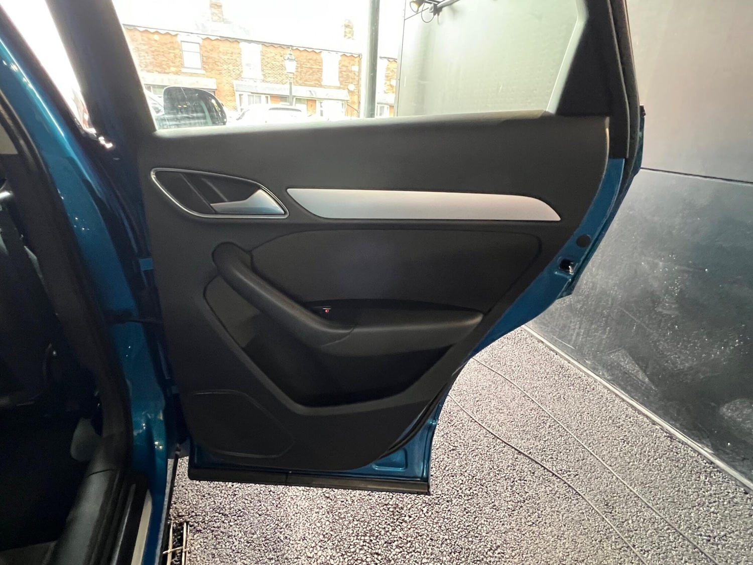 Used Audi Q3 2017 for sale - 76803472: Photo 25