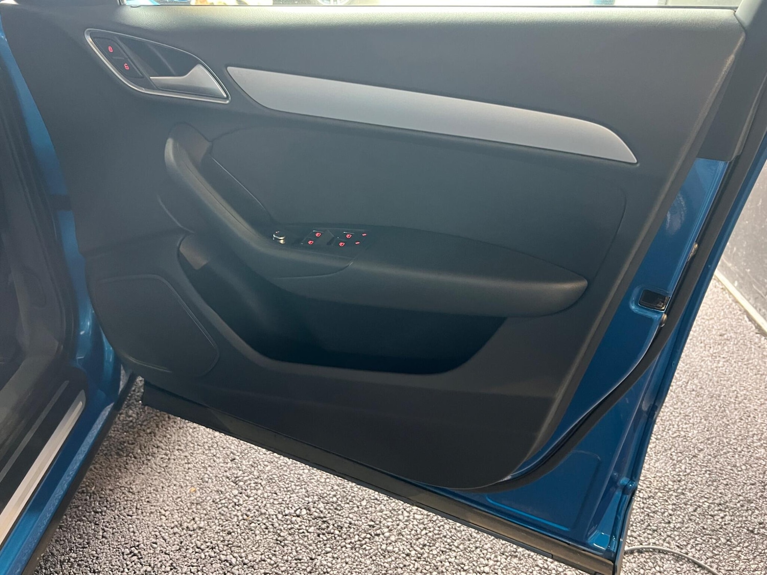 Used Audi Q3 2017 for sale - 76803472: Photo 29