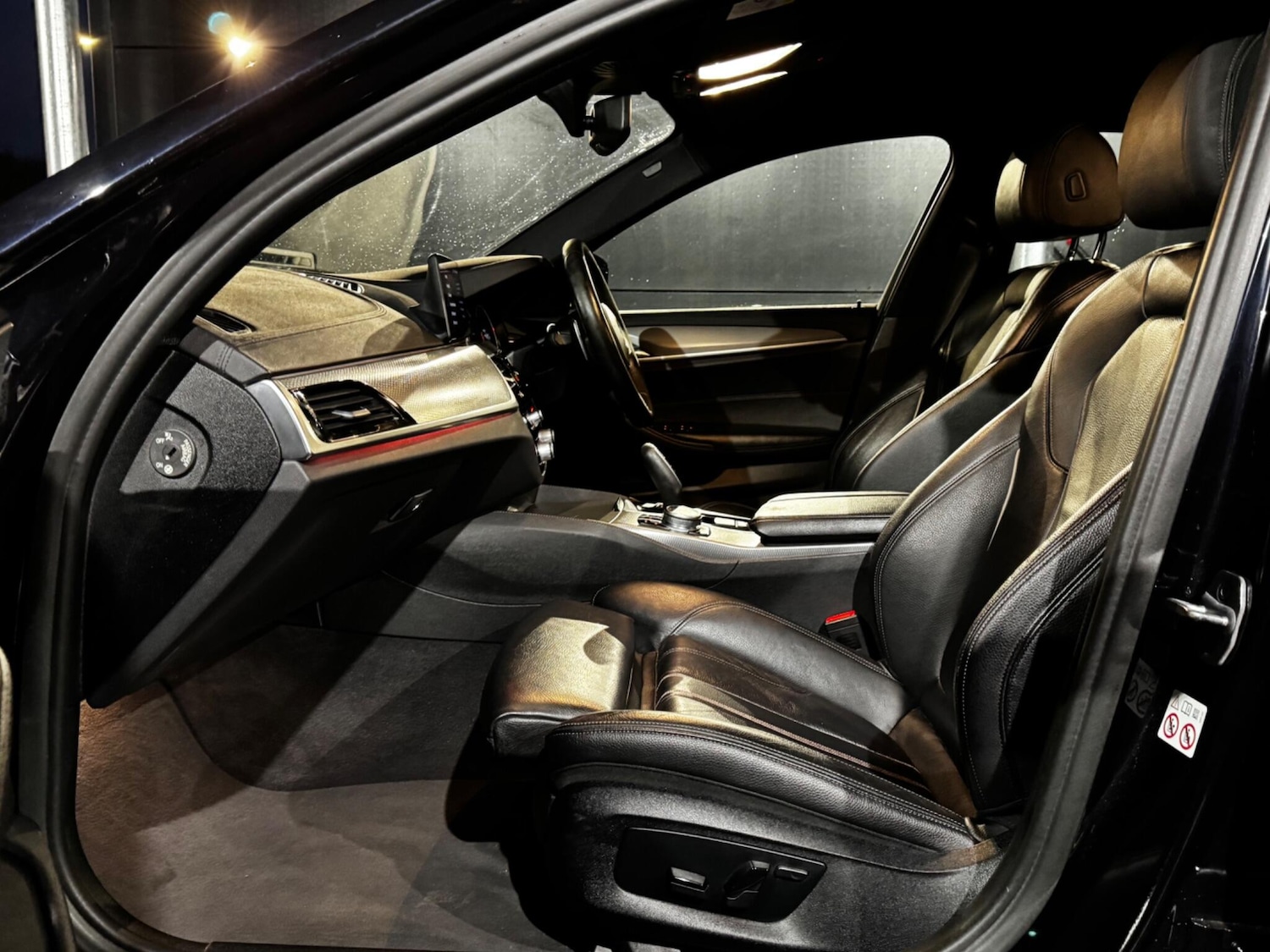 Used BMW 5 Series 2018 for sale - 76803476: Photo 40