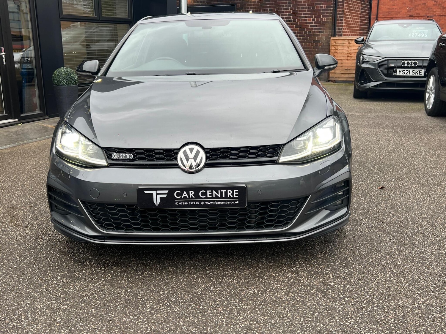 Used Volkswagen Golf 2017 for sale - 77853541: Photo 15