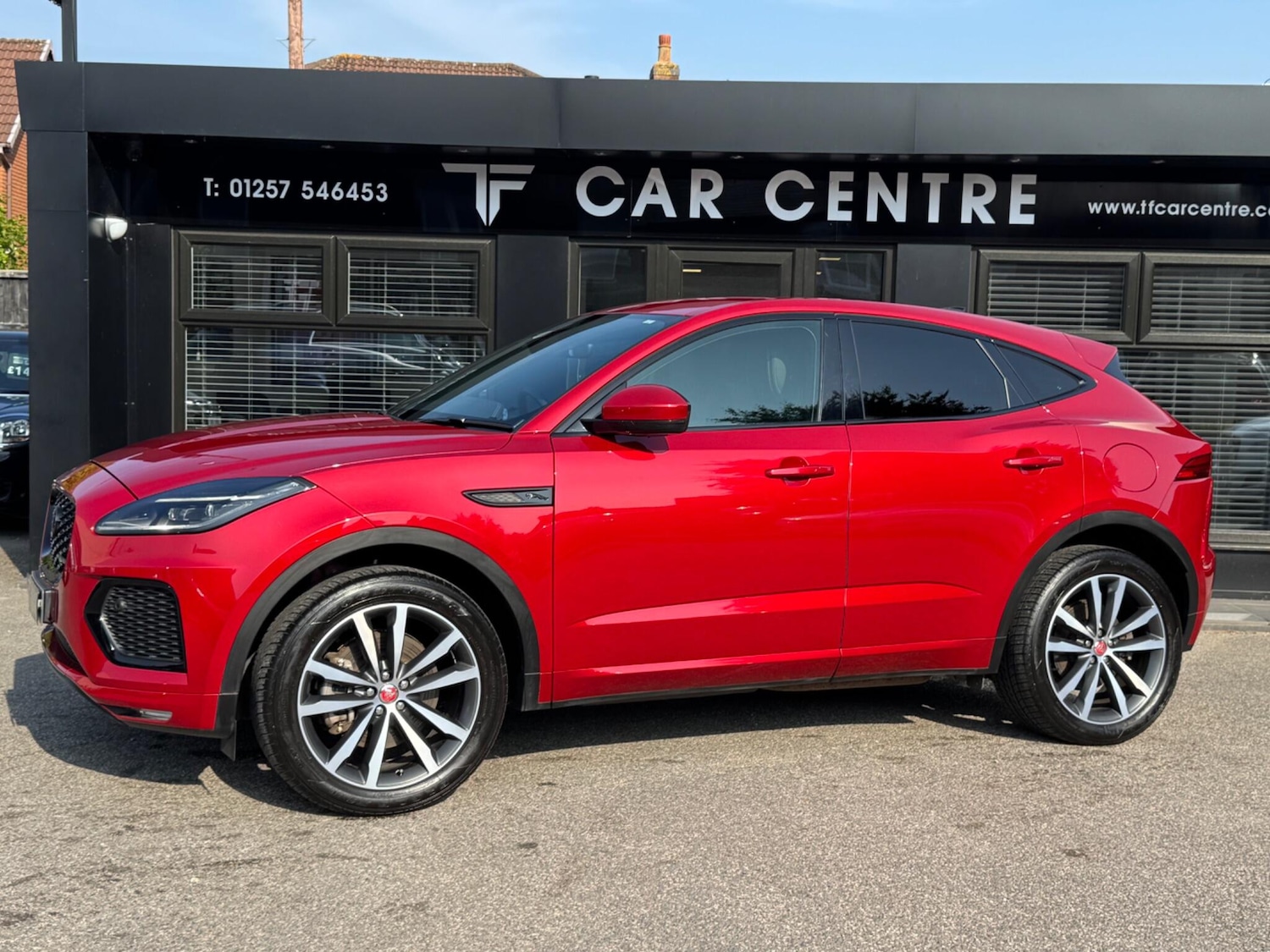 Used Jaguar E-Pace 2022 for sale - 76803445: Photo 2