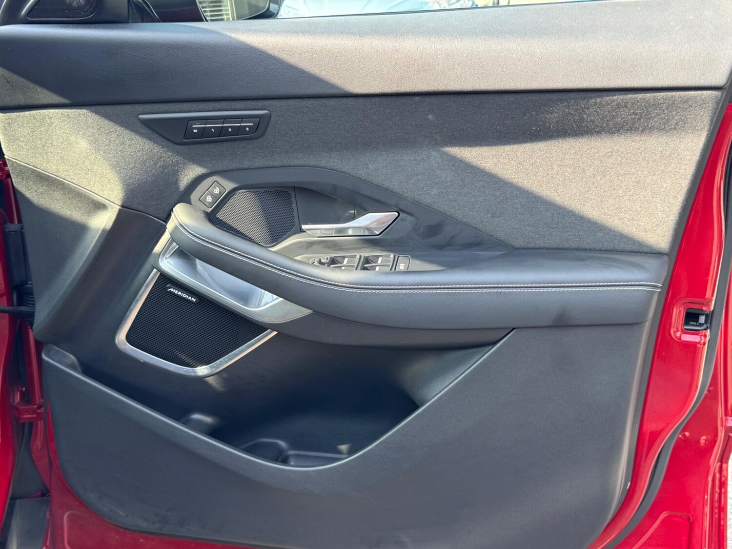 Used Jaguar E-Pace 2022 for sale - 76803445: Photo 26