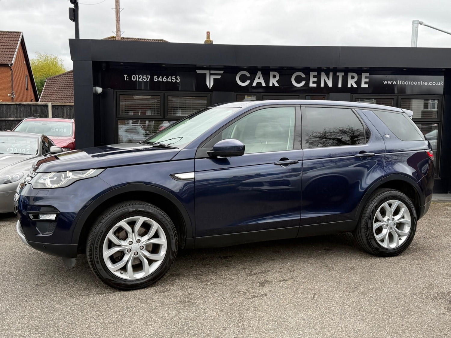 Used Land Rover Discovery Sport for sale - 78135898: Photo 2