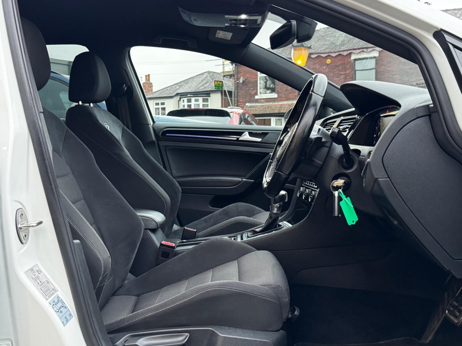 Used Volkswagen Golf 2018 for sale - 77396619: Photo 21