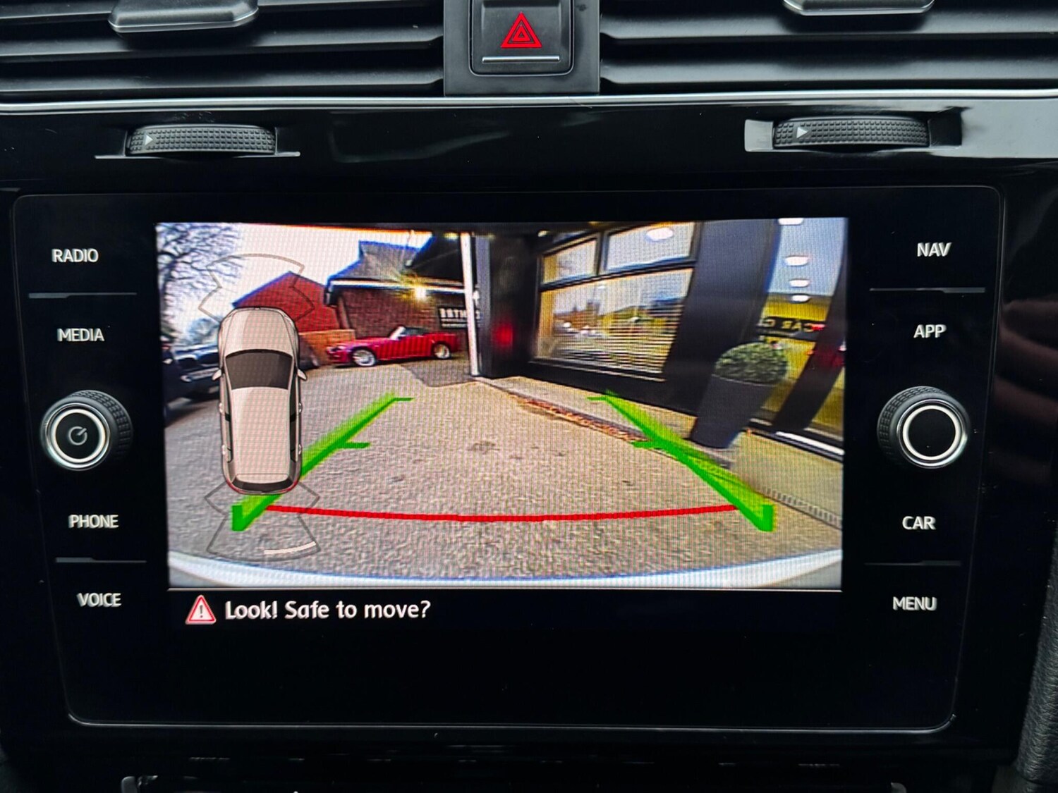 Used Volkswagen Golf 2018 for sale - 77396619: Photo 27