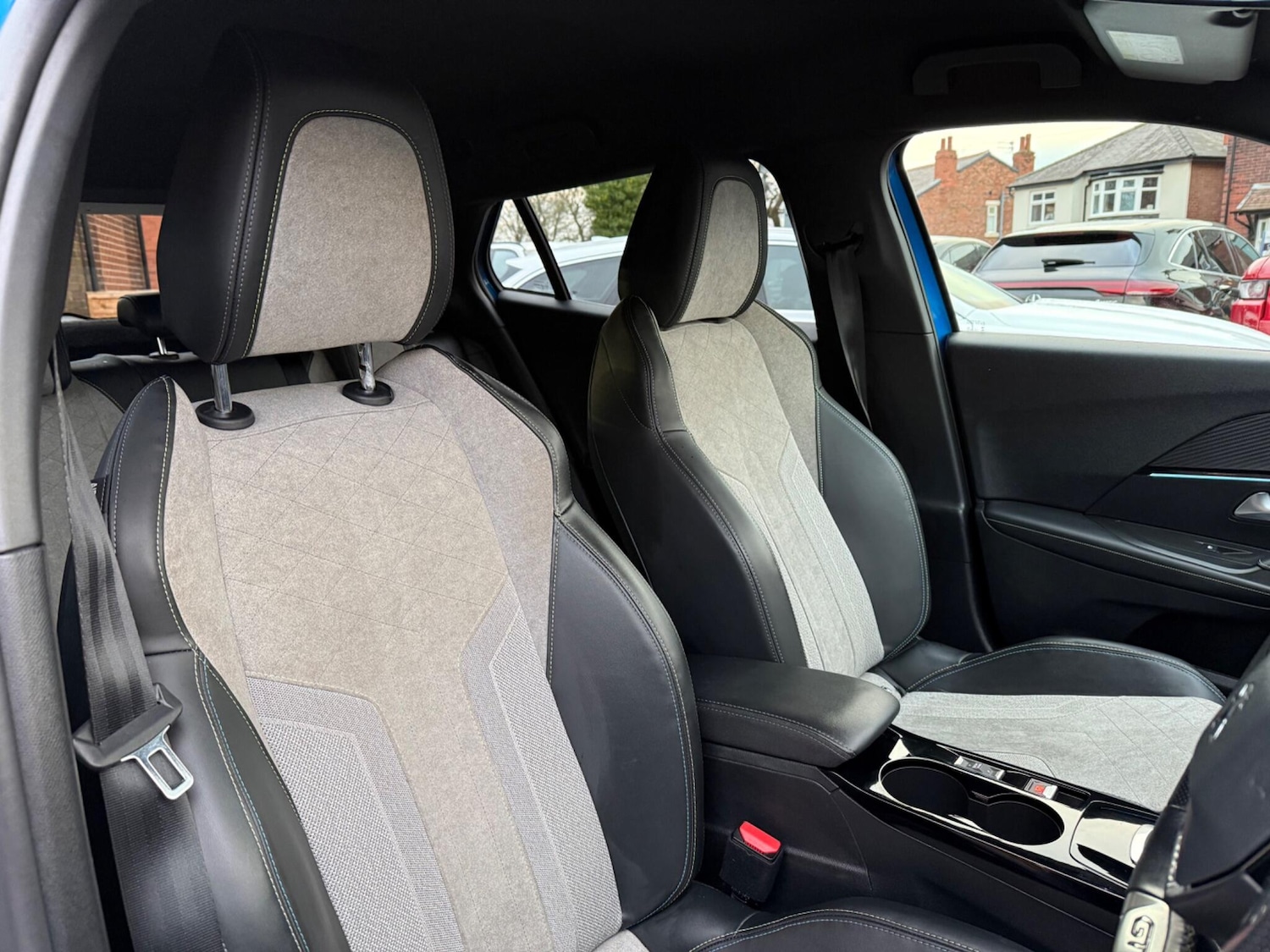 Used Peugeot 2008 2021 for sale - 77040837: Photo 28