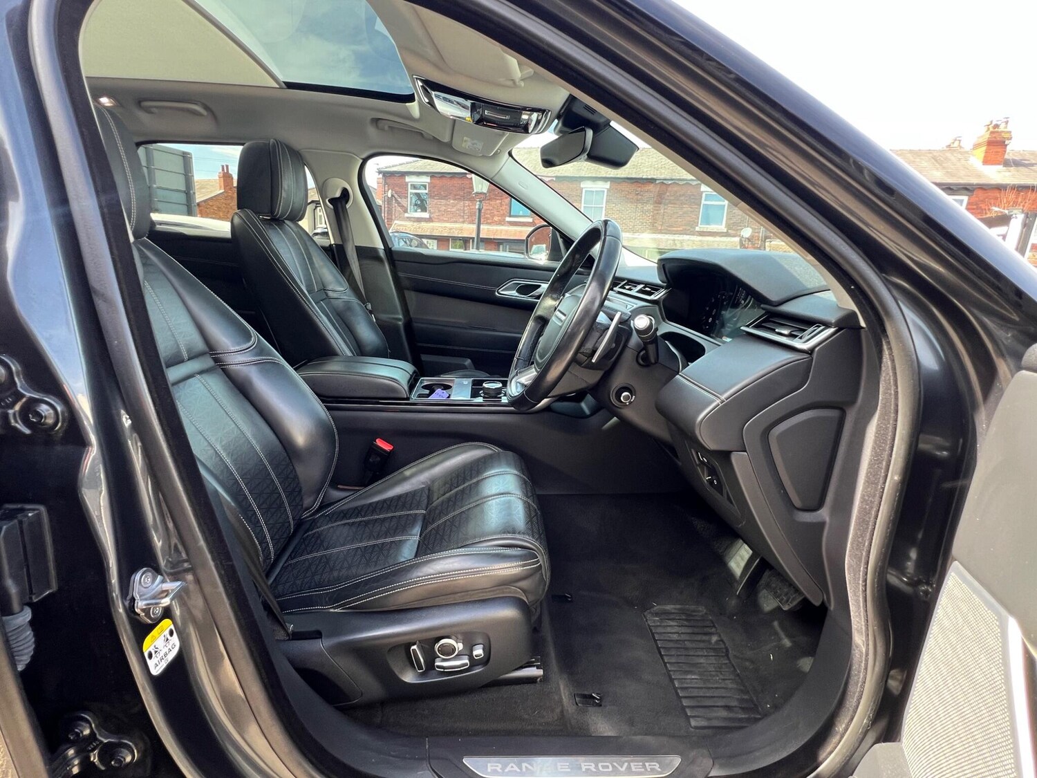 Used Land Rover Range Rover Velar 2018 for sale - 78157550: Photo 22