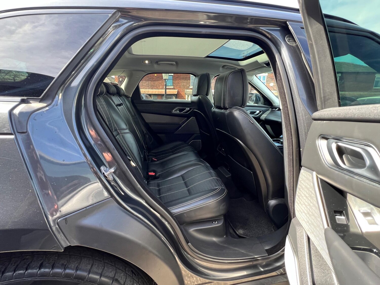 Used Land Rover Range Rover Velar 2018 for sale - 78157550: Photo 26