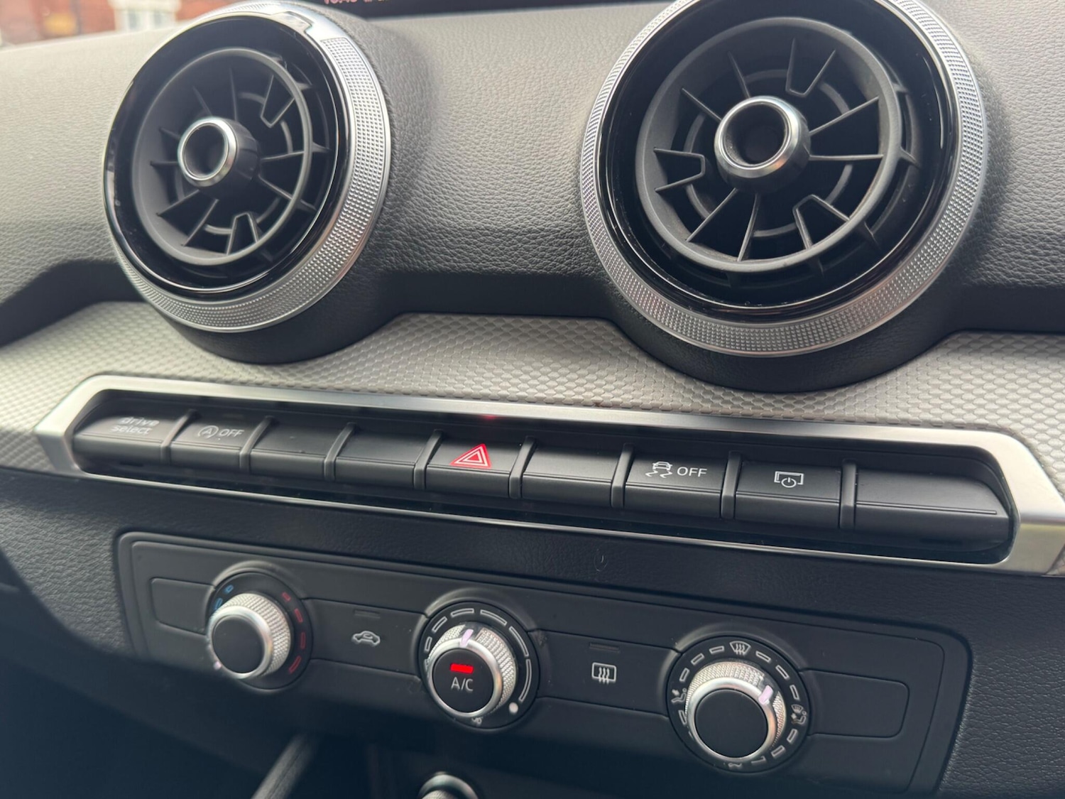 Used Audi Q2 2023 for sale - 76803456: Photo 31