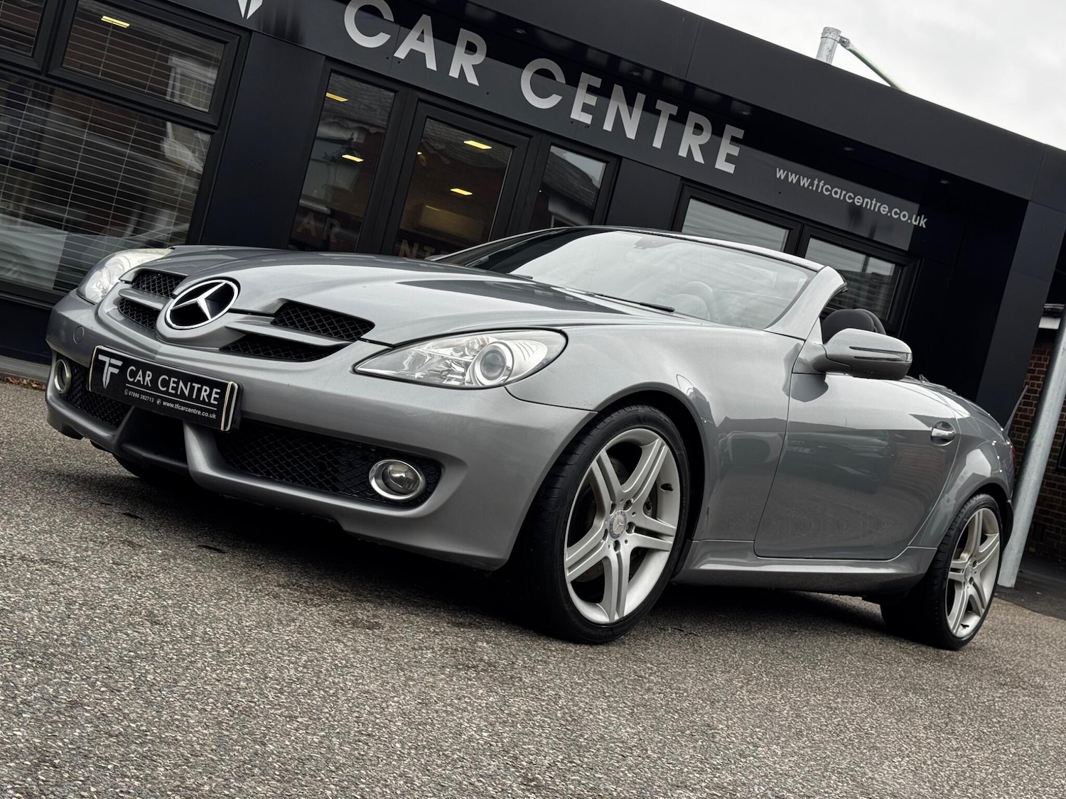 Used Mercedes-Benz SLK 2009 for sale - 77808877: Photo 16