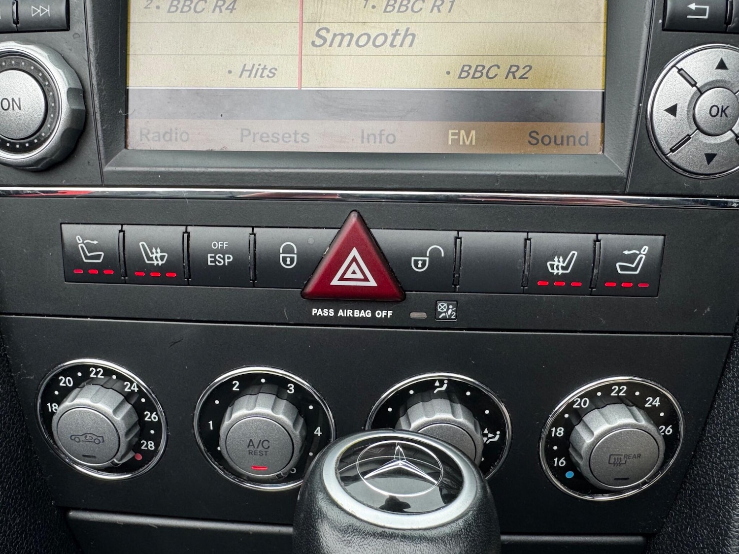 Used Mercedes-Benz SLK 2009 for sale - 77808877: Photo 29