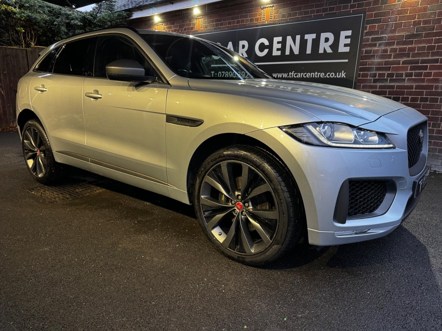 Used Jaguar F-Pace 2020 for sale - 77386381: Photo 15