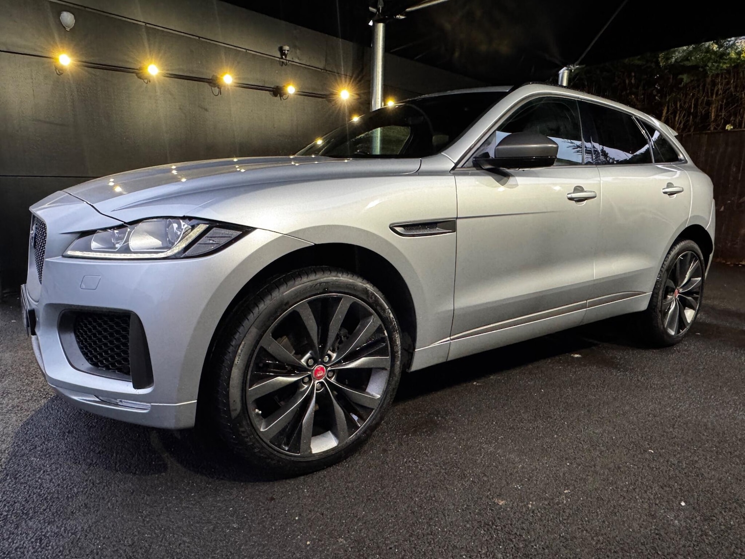 Used Jaguar F-Pace 2020 for sale - 77386381: Photo 6