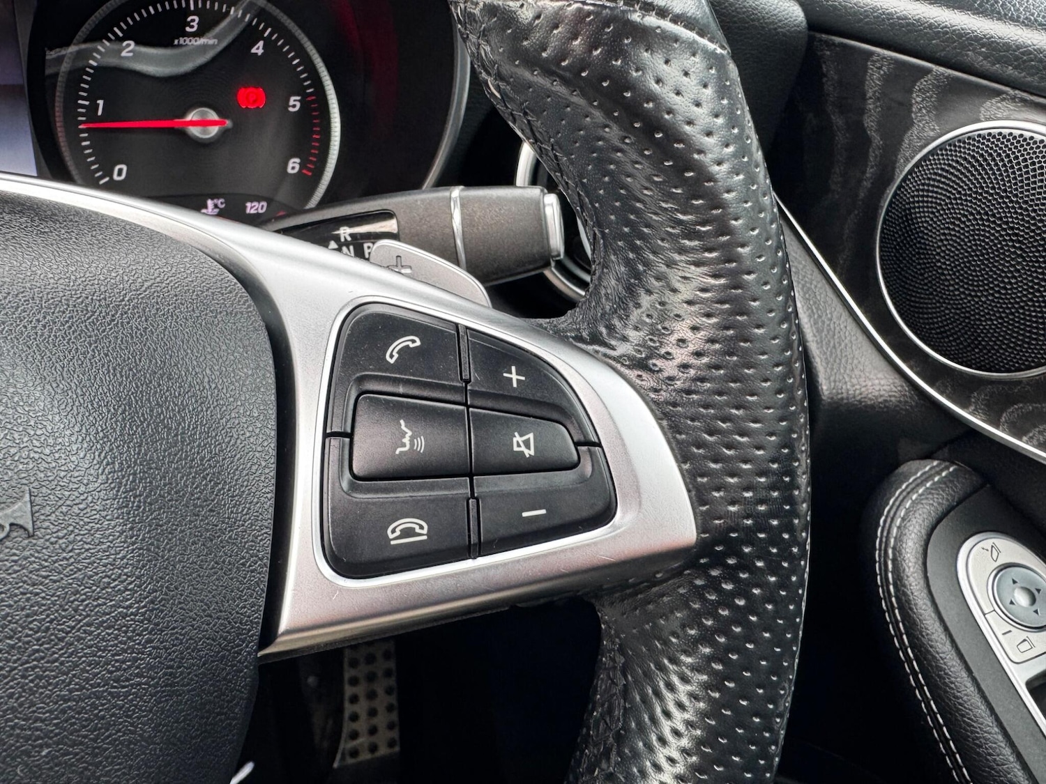 Used Mercedes-Benz GLC 2018 for sale - 78007488: Photo 31