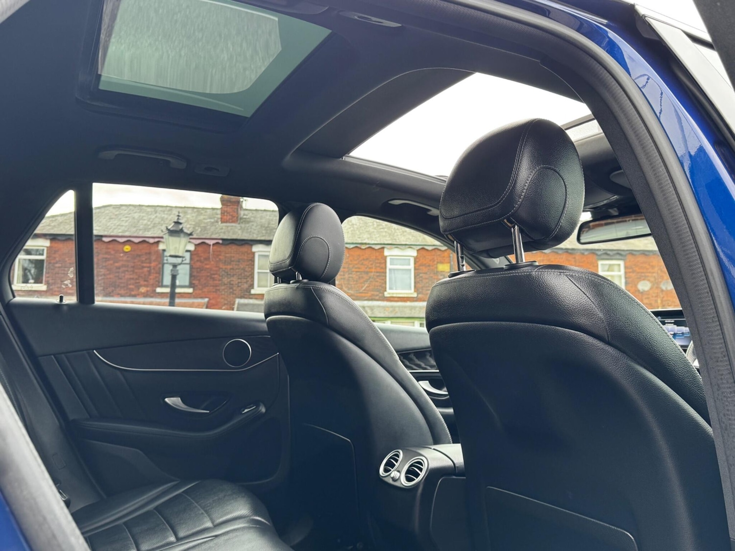 Used Mercedes-Benz GLC 2018 for sale - 78007488: Photo 44