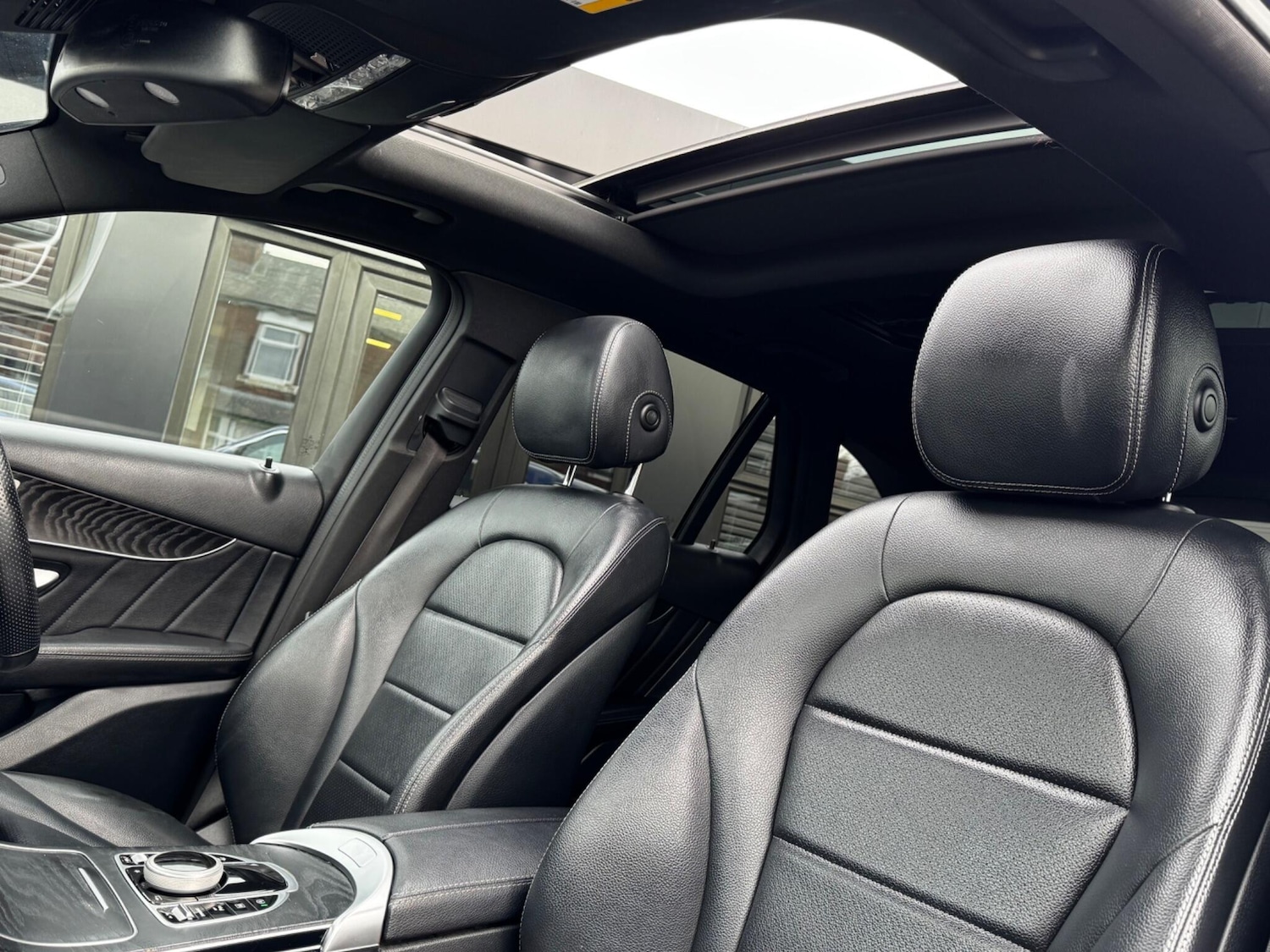 Used Mercedes-Benz GLC 2018 for sale - 78007488: Photo 48