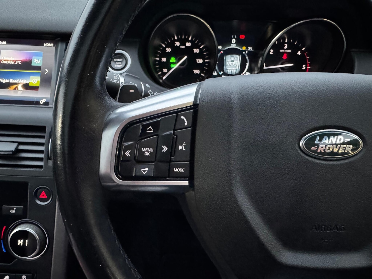 Used Land Rover Discovery Sport 2019 for sale - 77119778: Photo 28