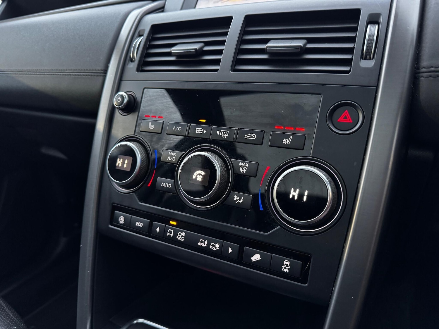 Used Land Rover Discovery Sport 2019 for sale - 77119778: Photo 33