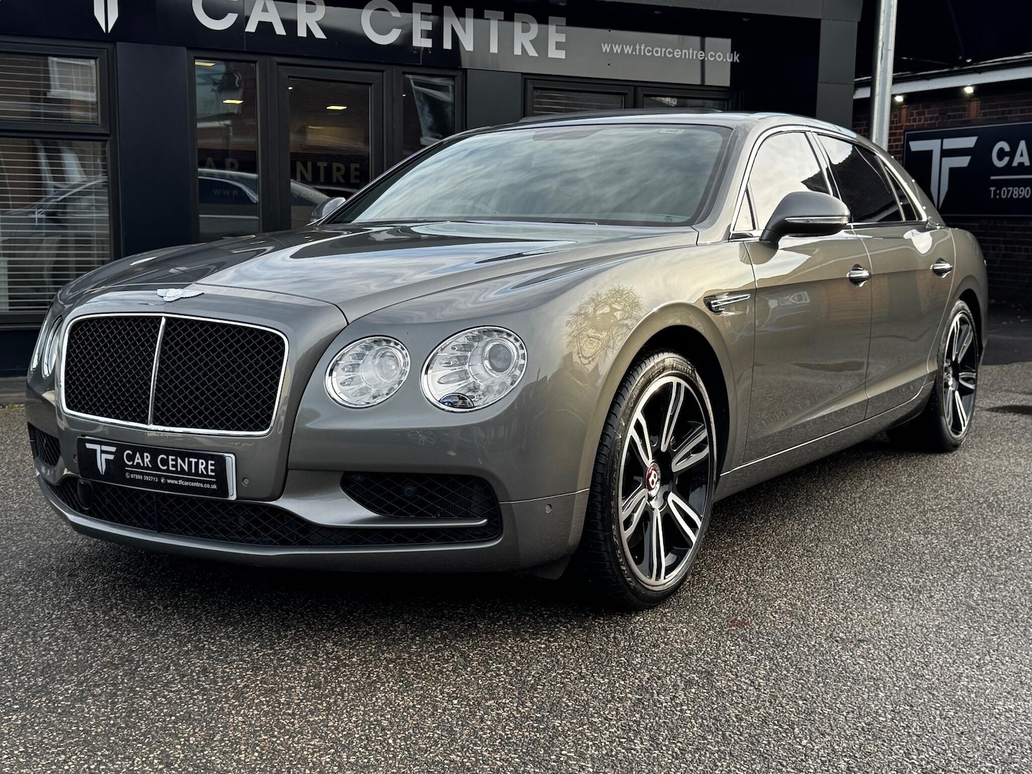 Used Bentley Flying Spur 2018 for sale - 76926894: Photo 19