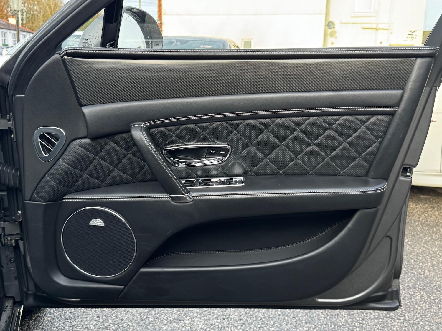 Used Bentley Flying Spur 2018 for sale - 76926894: Photo 26