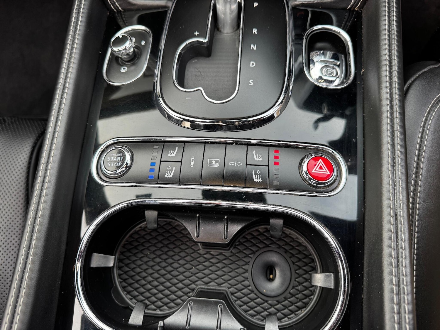 Used Bentley Flying Spur 2018 for sale - 76926894: Photo 38