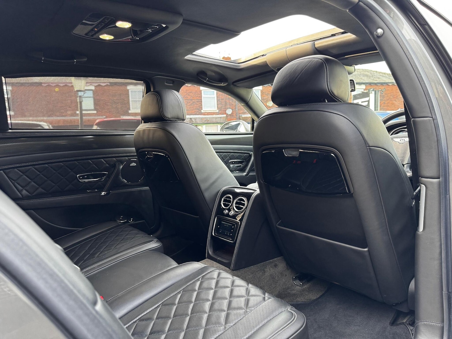 Used Bentley Flying Spur 2018 for sale - 76926894: Photo 49
