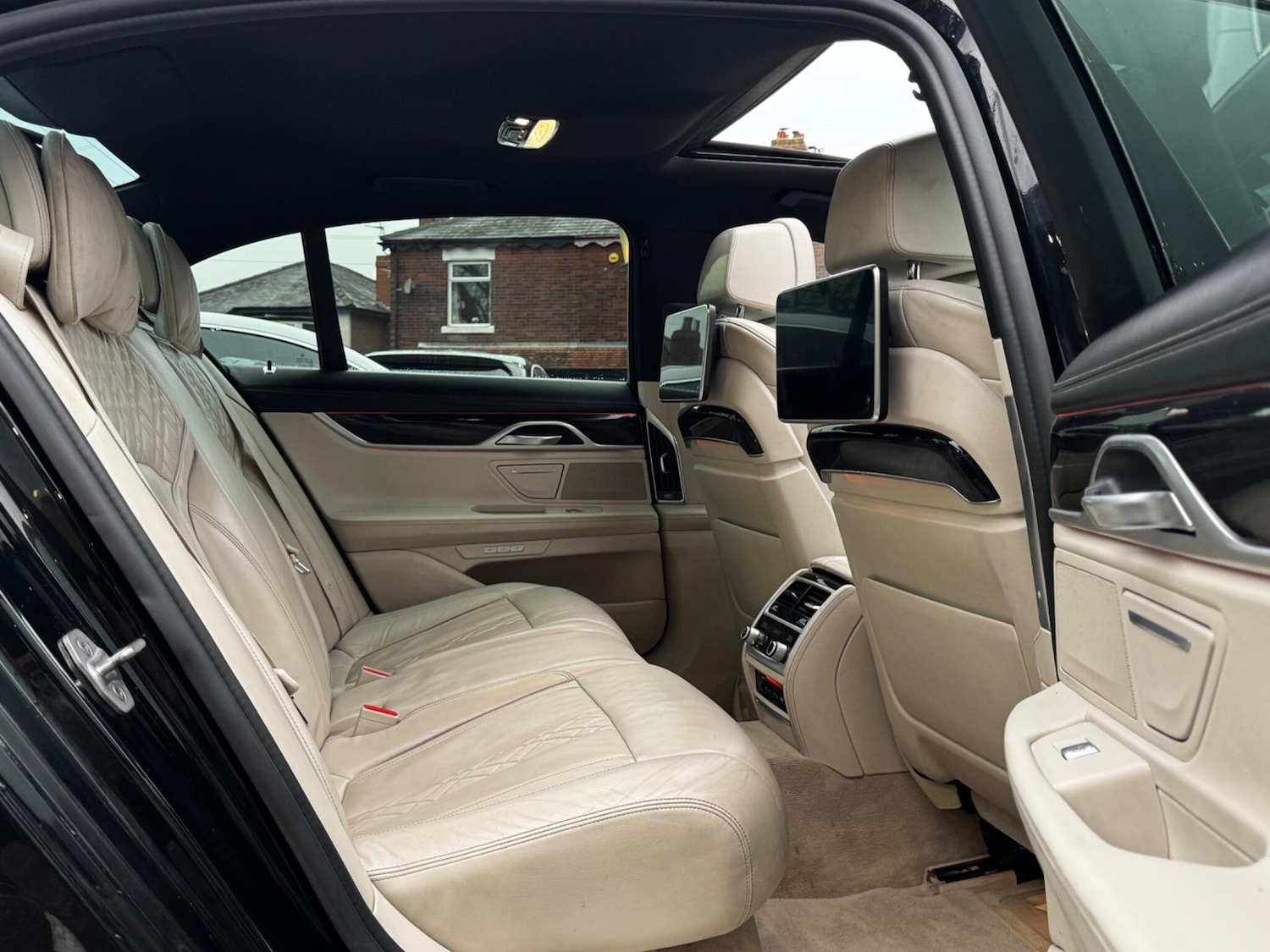 Used BMW 7 Series 2016 for sale - 77291444: Photo 41