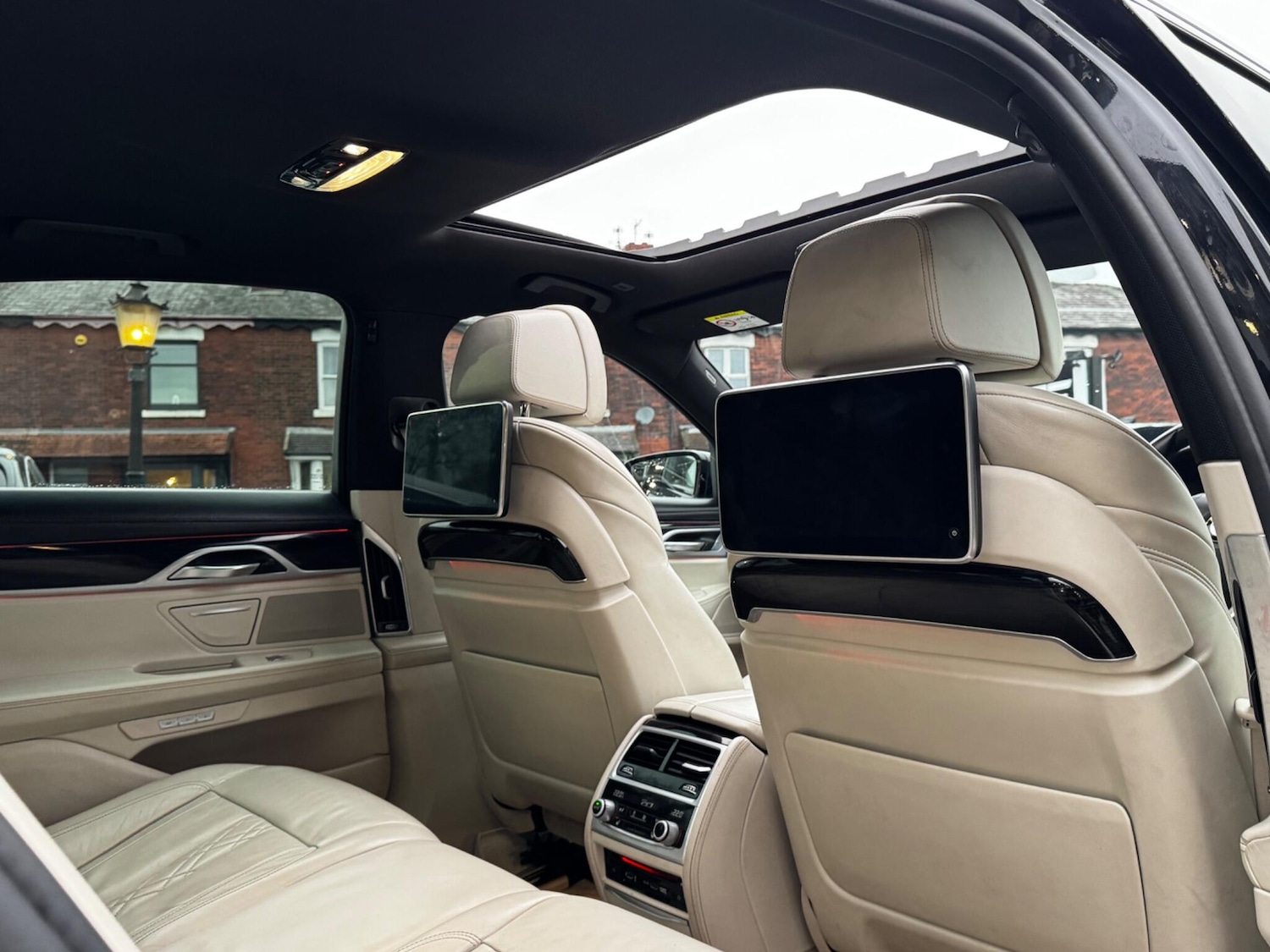 Used BMW 7 Series 2016 for sale - 77291444: Photo 42