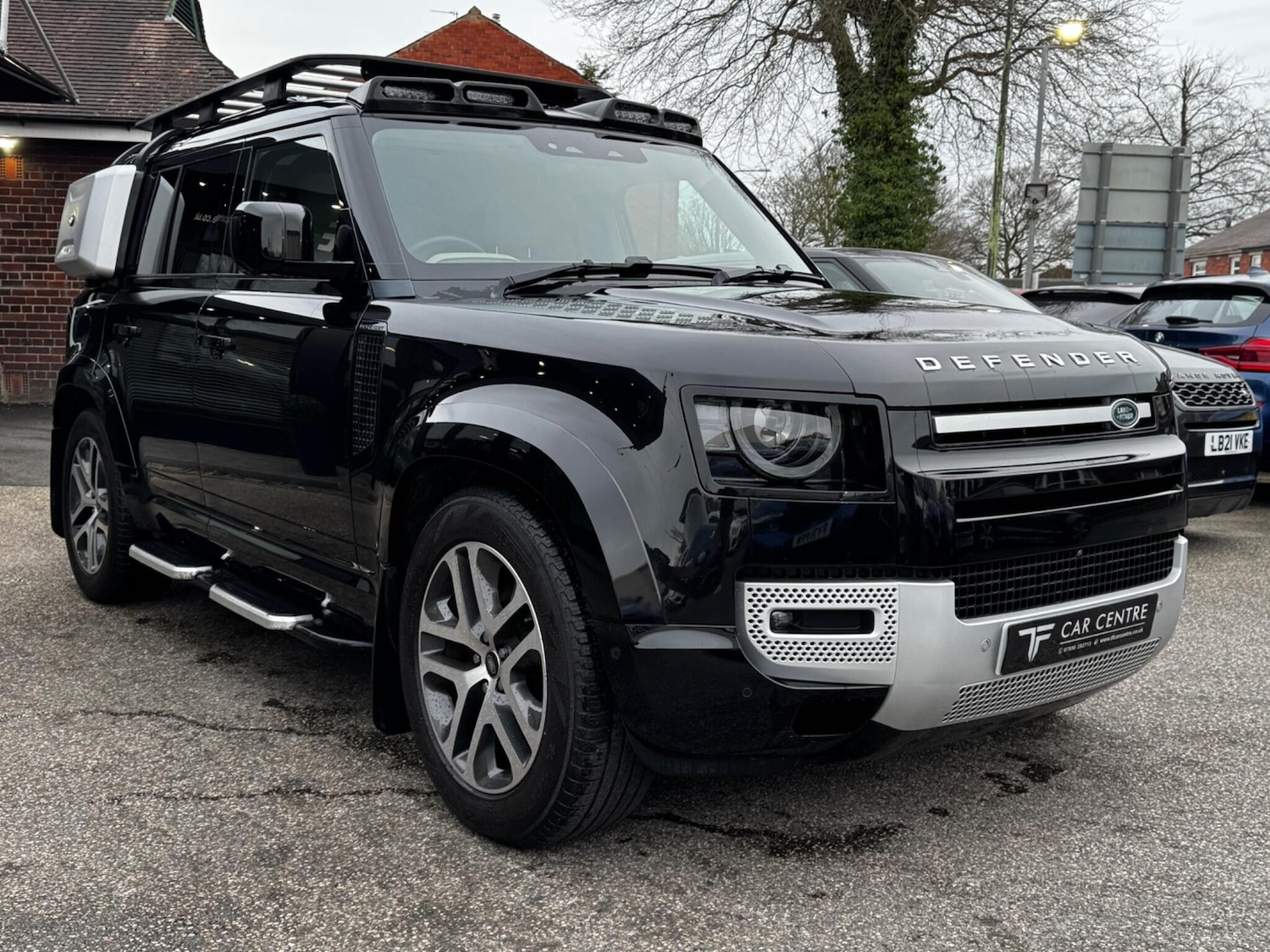 Used Land Rover Defender 2023 for sale - 77992927: Photo 11