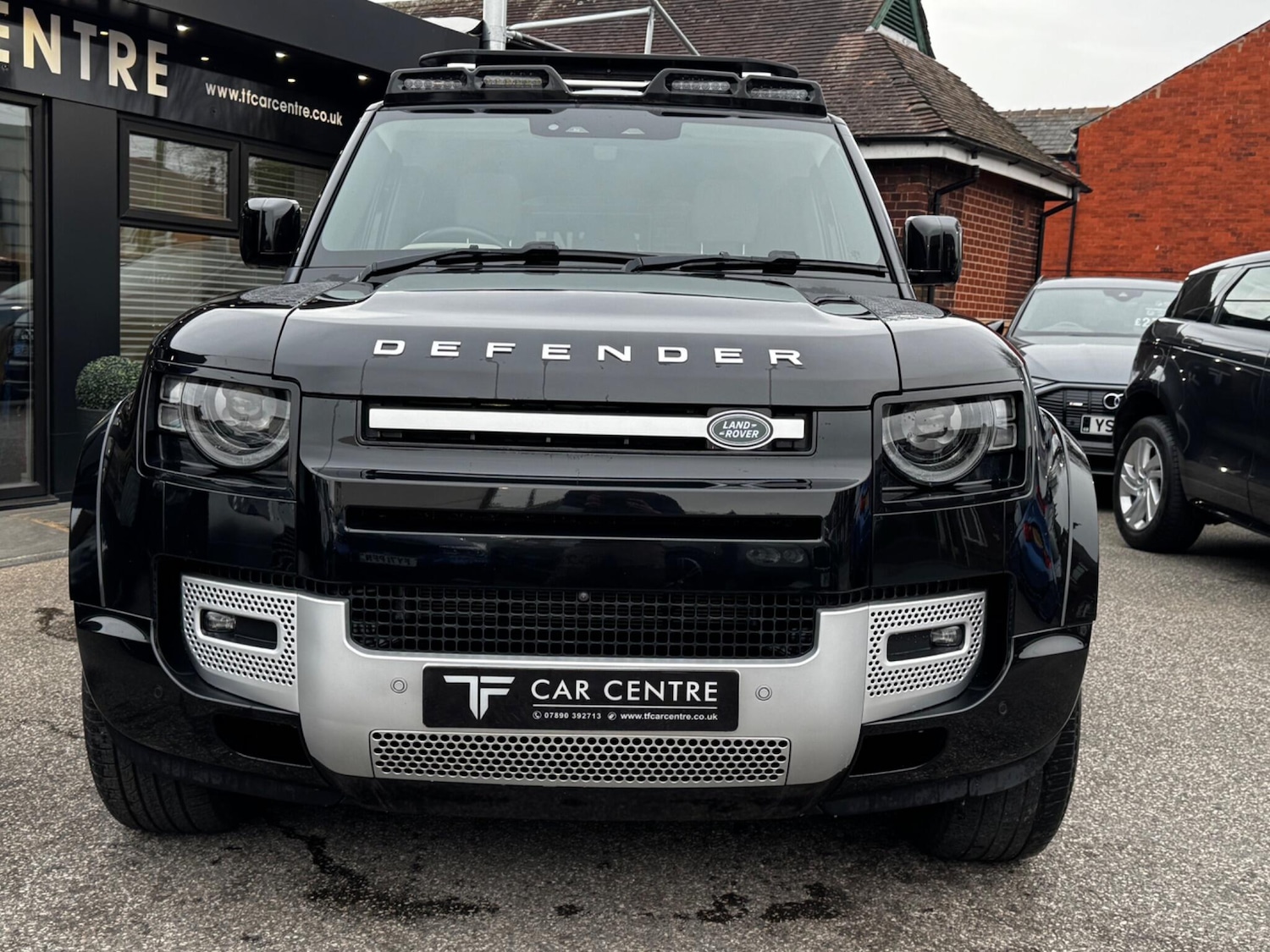 Used Land Rover Defender 2023 for sale - 77992927: Photo 13